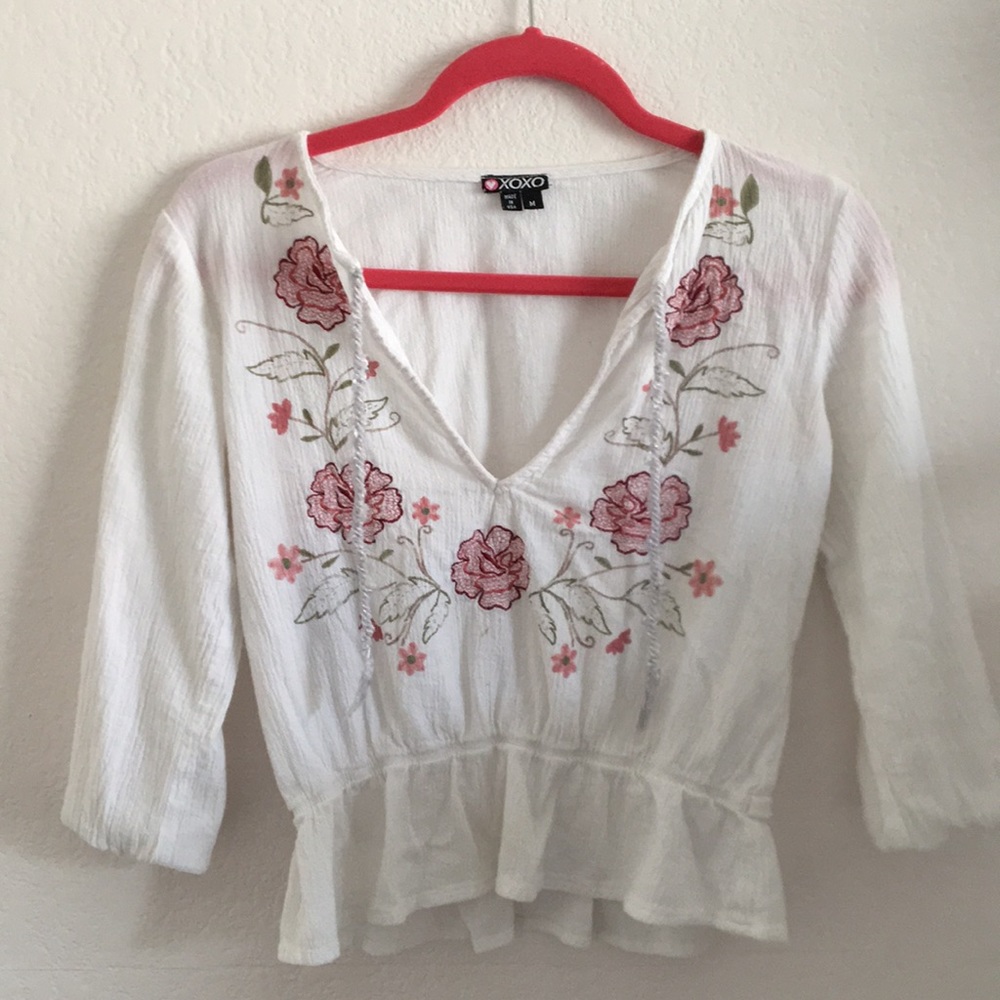 Flower embroidered shirt